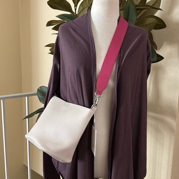 Find Koopar Pingo Bag 20 Basic Line In White - Picture 2 of 16